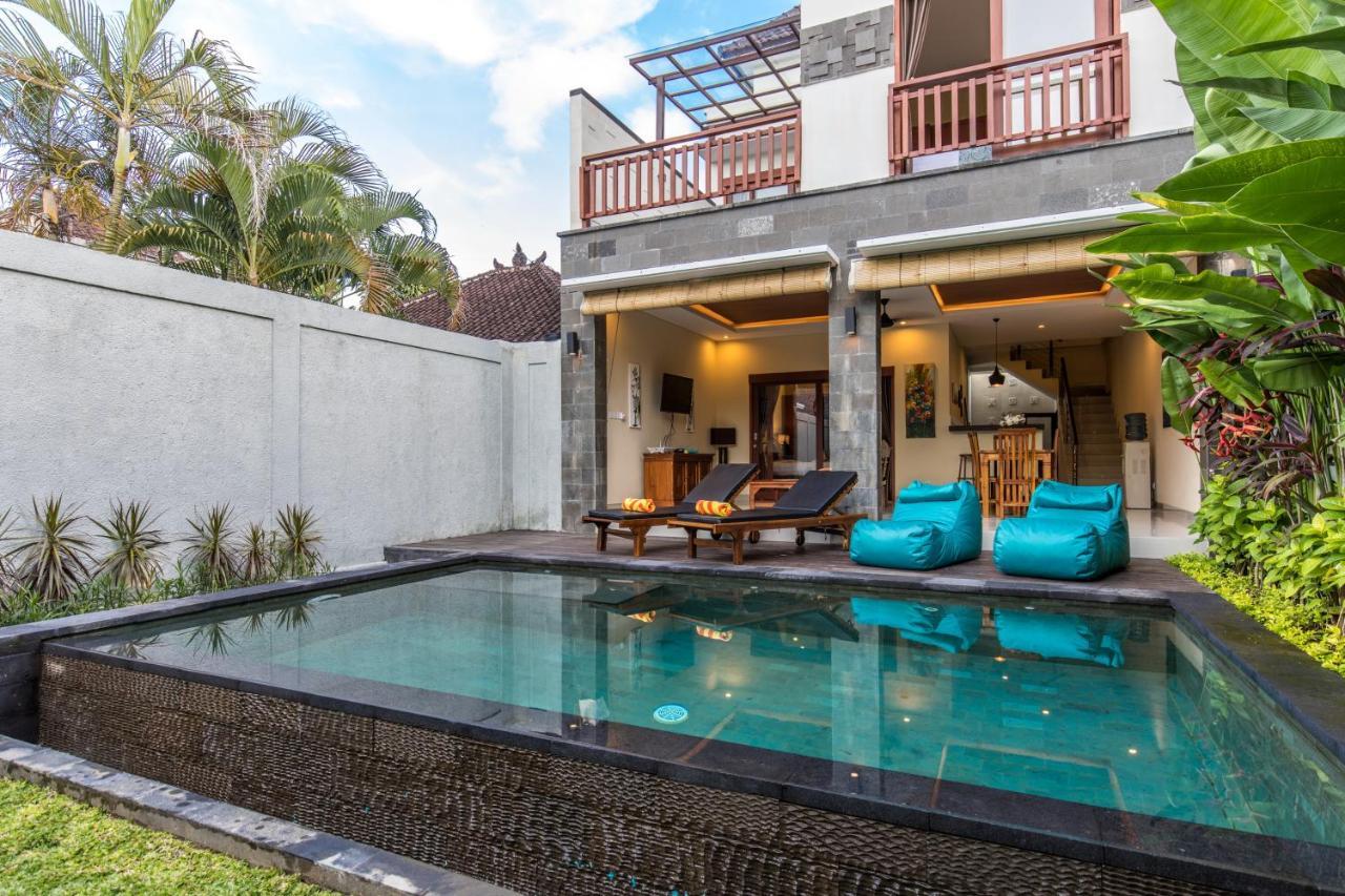 Villa Hitam Putih Legian Bali Семиняк Екстериор снимка